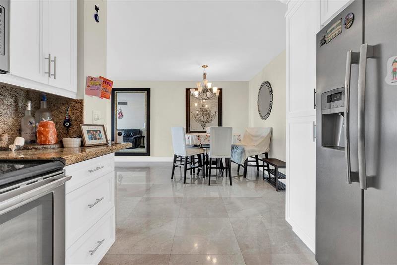 Image 9 of 35 For 1980 Ocean Dr 10h