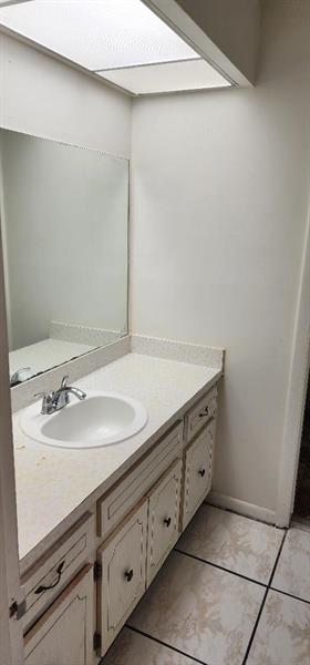 Image 12 of 17 For 11440 39th St