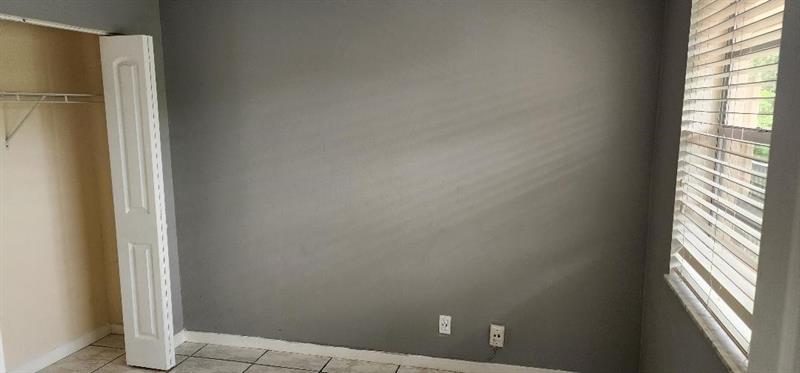 Image 15 of 17 For 11440 39th St