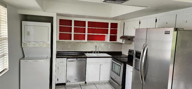 Image 5 of 17 For 11440 39th St