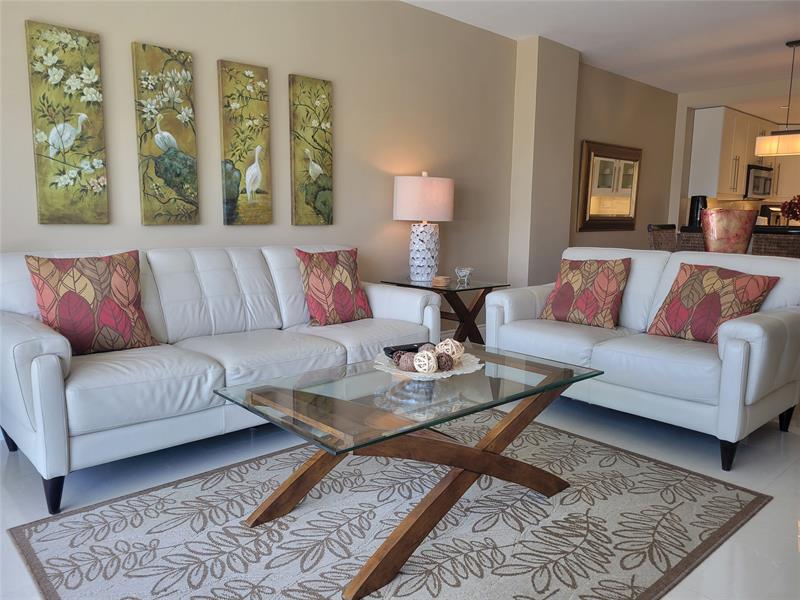 Image 8 of 25 For 19370 Collins Ave 1218