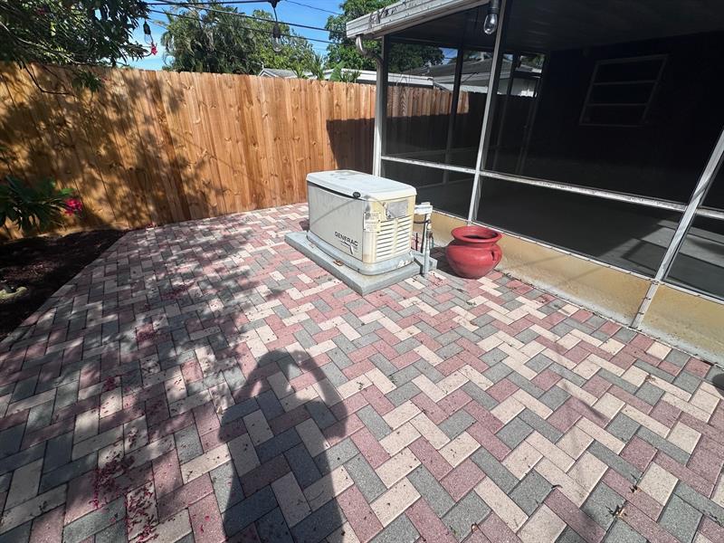 Image 17 of 20 For 40 48th St  