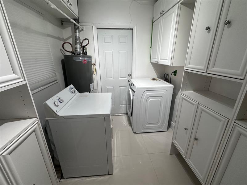 Image 7 of 20 For 40 48th St  