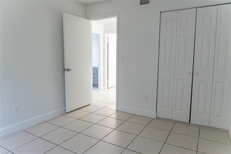 Image 11 of 12 For 11680 39th St