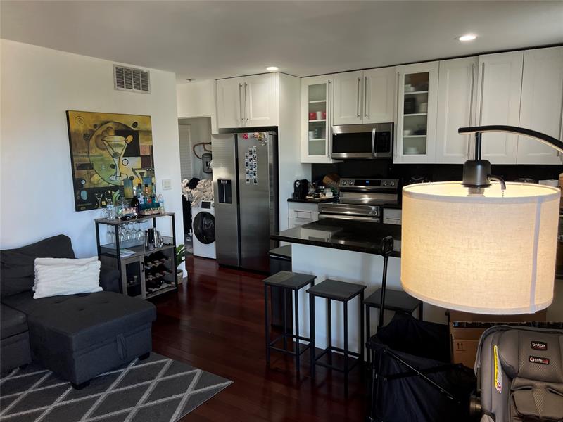 Image 14 of 25 For 1975 135th St  3r