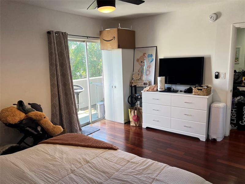 Image 20 of 25 For 1975 135th St  3r