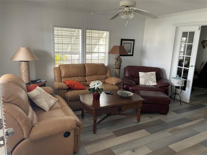 Image 4 of 16 For 8640 16th Ct