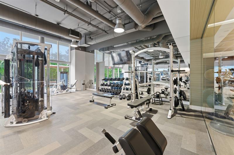 Image 41 of 50 For 16385 Biscayne Blvd 2516