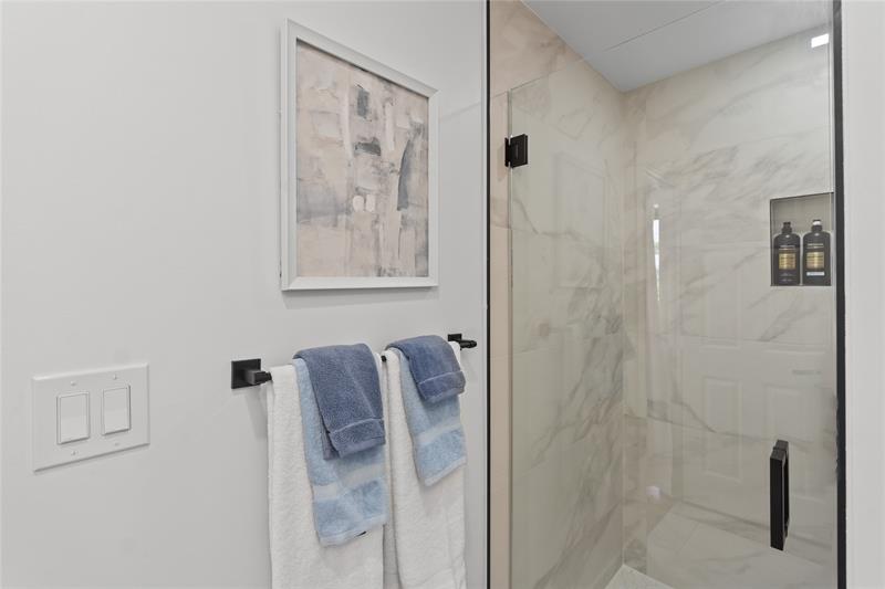 Image 10 of 61 For 1561 23rd Ave