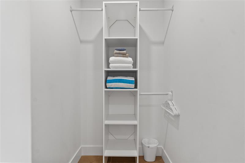 Image 11 of 61 For 1561 23rd Ave