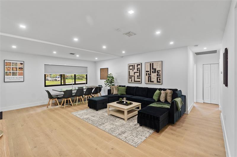 Image 15 of 61 For 1561 23rd Ave