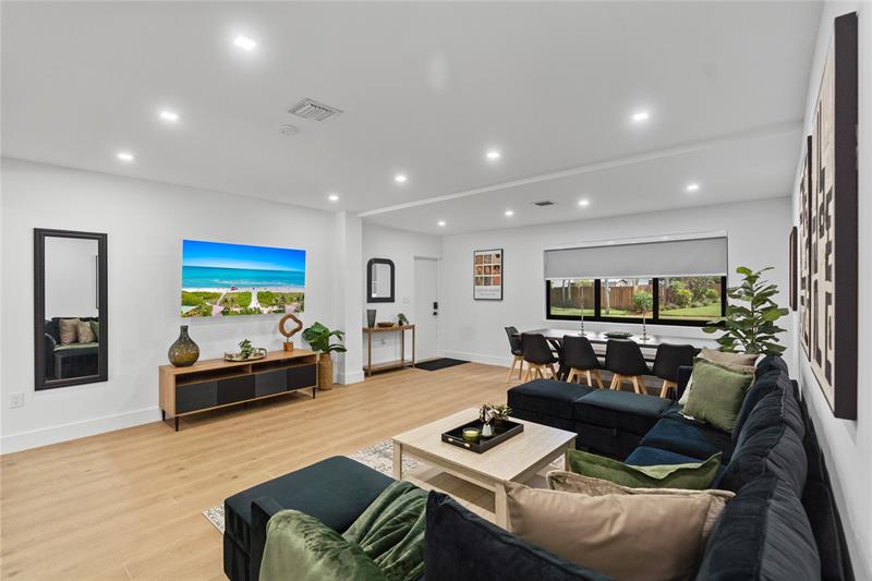 Image 23 of 61 For 1561 23rd Ave