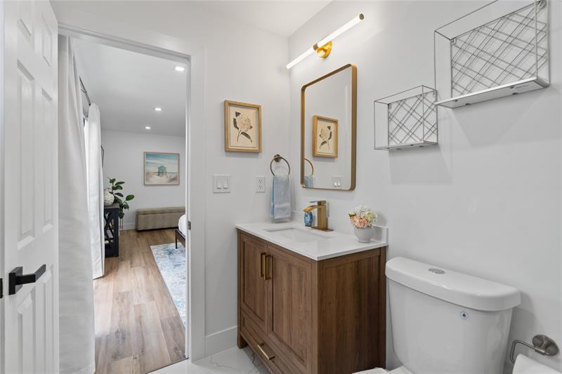 Image 30 of 61 For 1561 23rd Ave