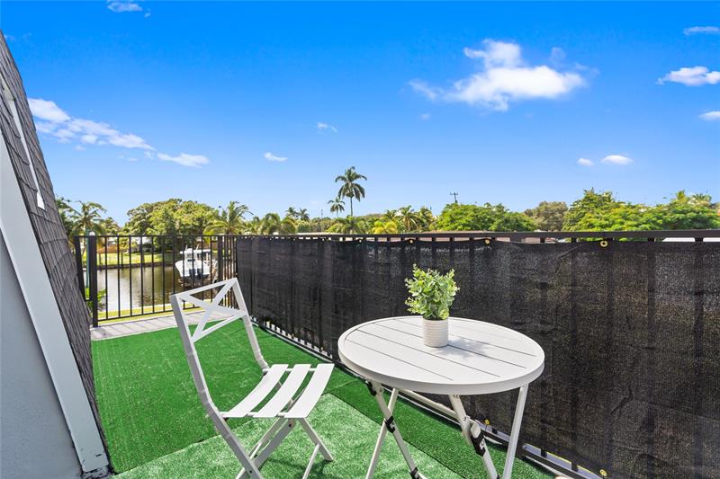 Image 33 of 61 For 1561 23rd Ave