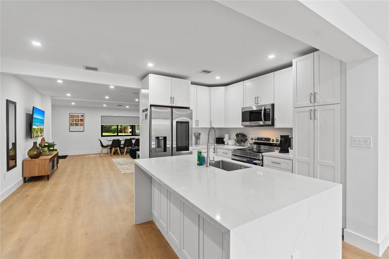 Image 6 of 61 For 1561 23rd Ave