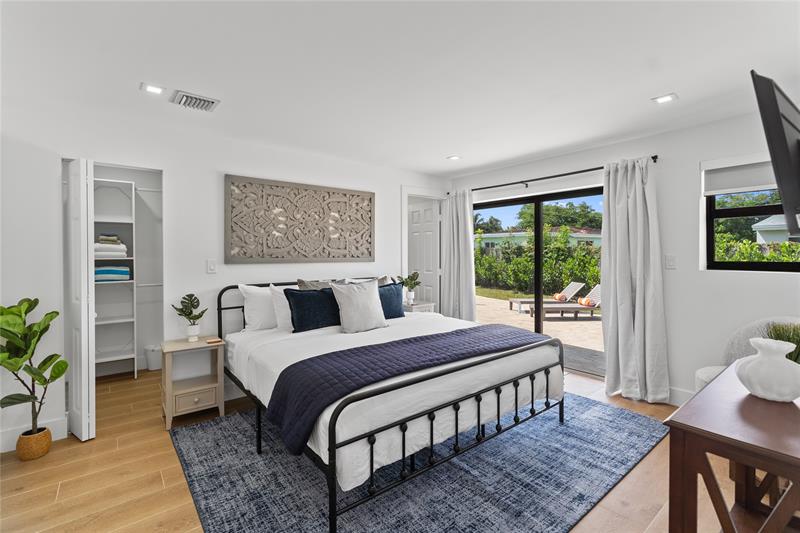 Image 8 of 61 For 1561 23rd Ave