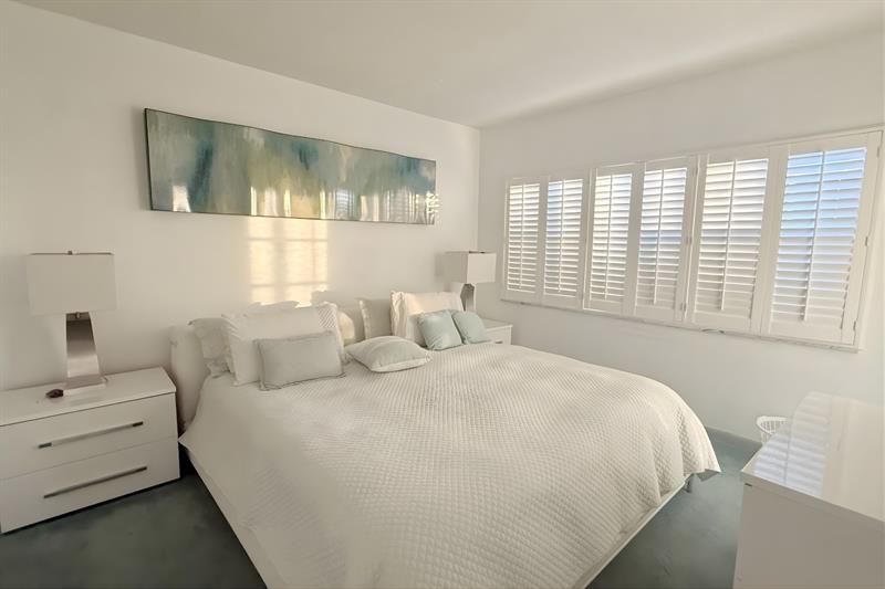 Image 8 of 11 For 4117 Bougainvilla Dr 415