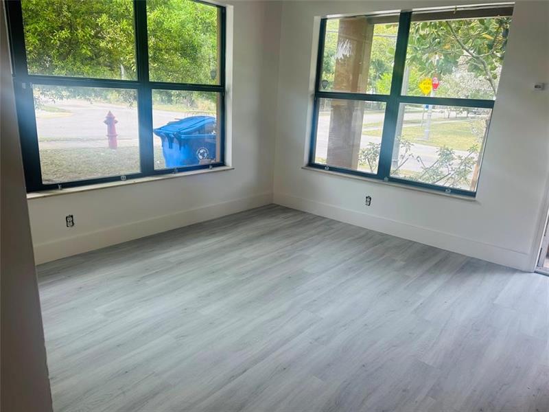 Image 5 of 10 For 844 3rd Ave  A