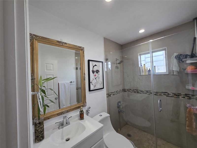 Image 11 of 12 For 7635 181st St