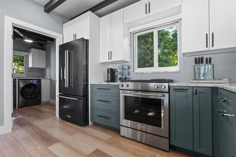 Image 15 of 58 For 2224 6th Ter