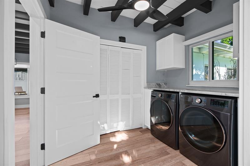 Image 20 of 58 For 2224 6th Ter