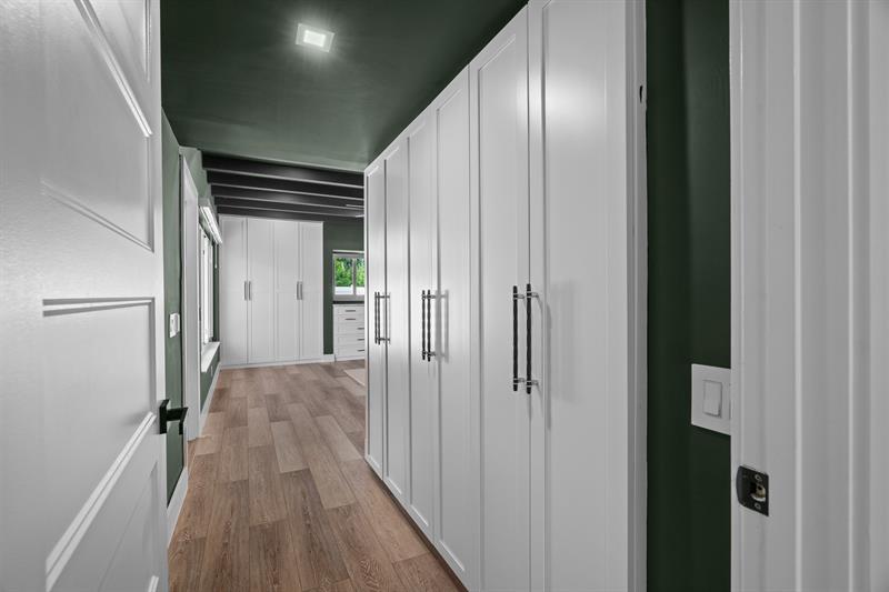 Image 35 of 58 For 2224 6th Ter