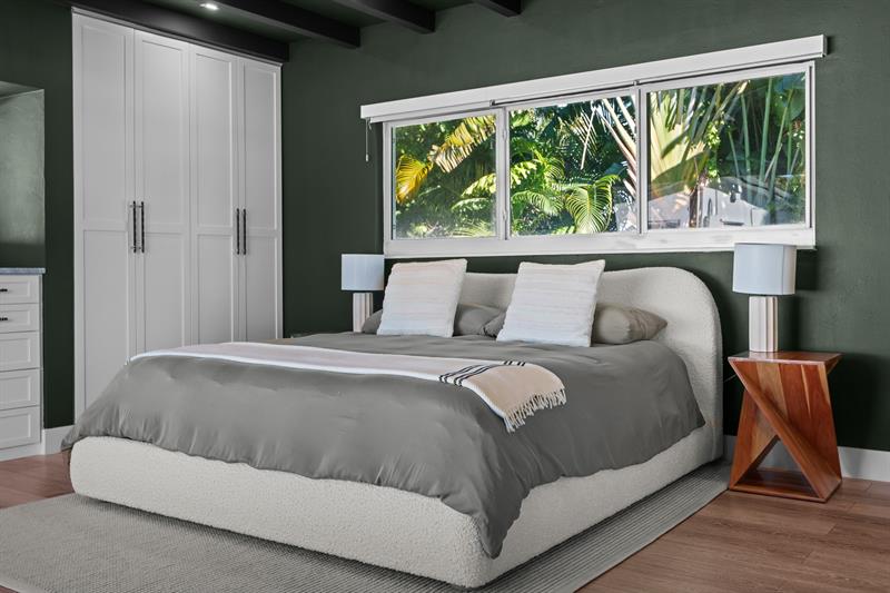 Image 37 of 58 For 2224 6th Ter