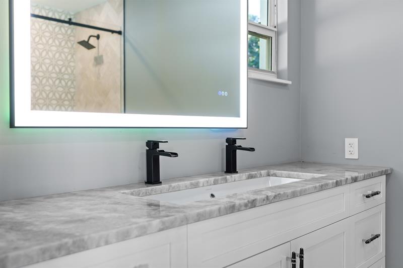 Image 42 of 58 For 2224 6th Ter