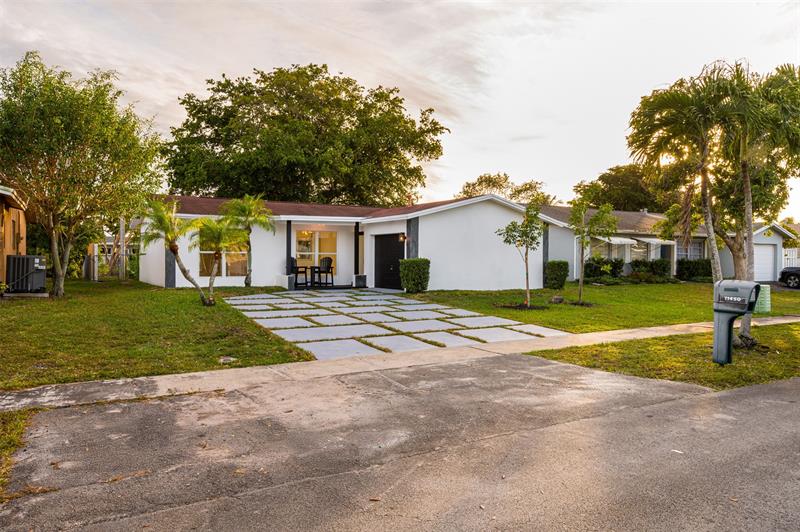 Image 37 of 38 For 11450 32nd Pl