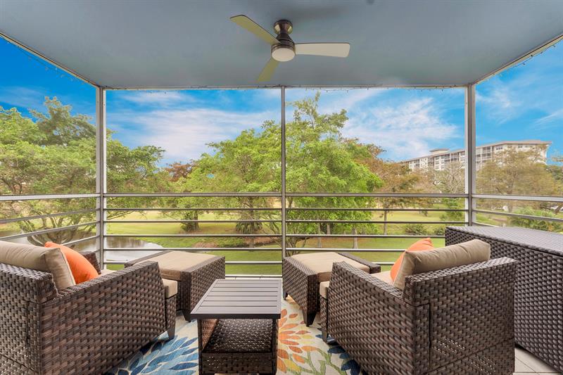 Details for 4015 Palm Aire Dr  402, Pompano Beach, FL 33069