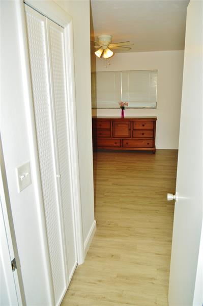 Image 21 of 33 For 4770 10th Ct  312