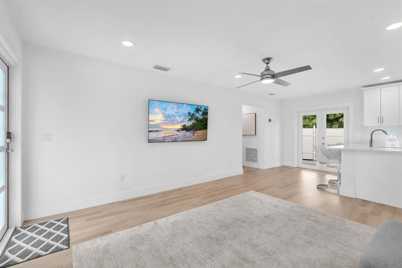 Image 10 of 27 For 3308 El Vedado Ct