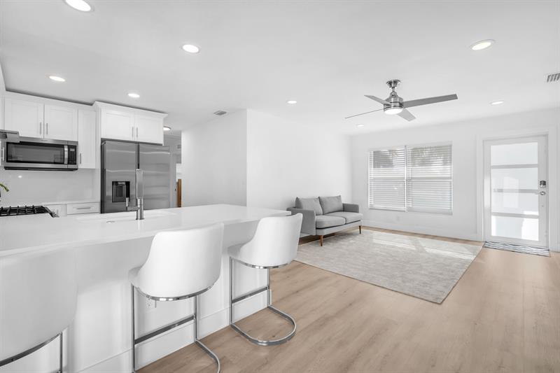 Image 12 of 27 For 3308 El Vedado Ct