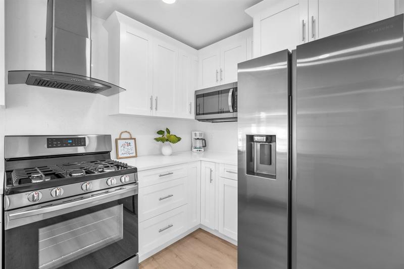 Image 17 of 27 For 3308 El Vedado Ct