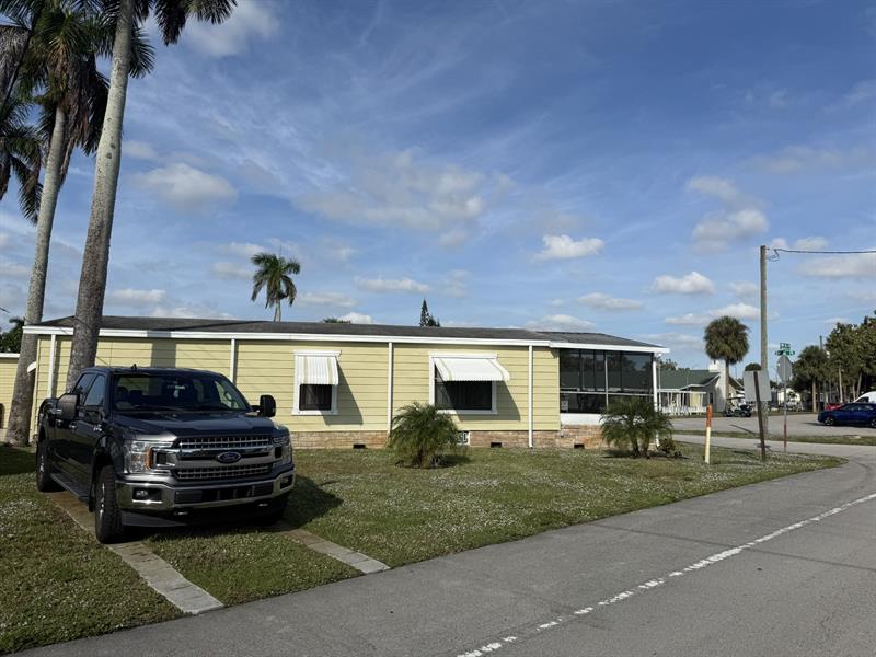 Image 16 of 20 For 8600 16th Pl