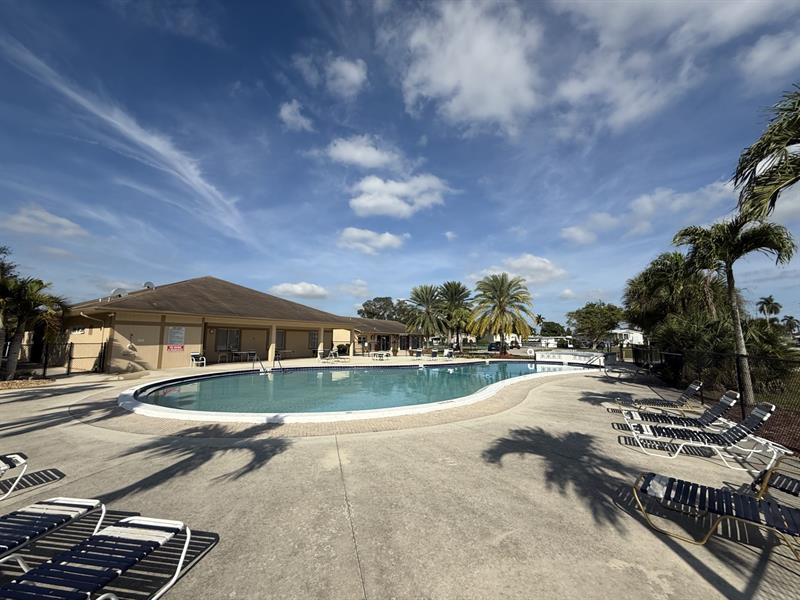 Image 18 of 20 For 8600 16th Pl