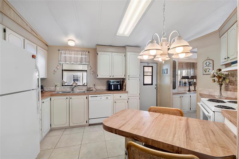 Image 4 of 20 For 8600 16th Pl