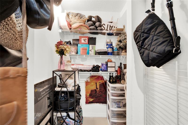 Image 16 of 43 For 805 191st St