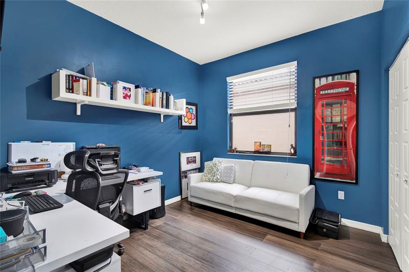 Image 22 of 43 For 805 191st St