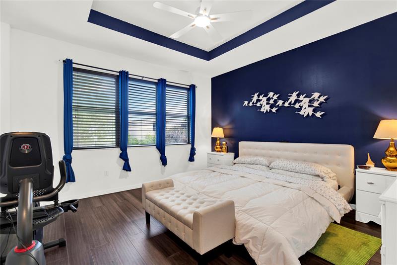 Image 25 of 43 For 805 191st St