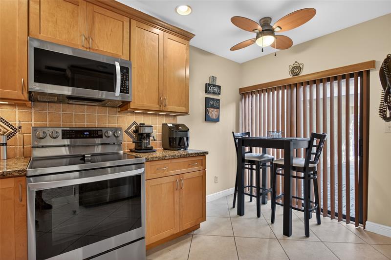 Image 13 of 36 For 1804 Tamarind Ln