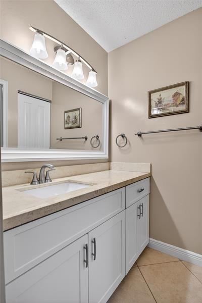 Image 18 of 36 For 1804 Tamarind Ln