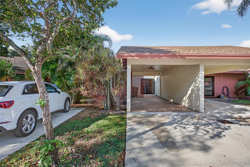 Image 2 of 36 For 1804 Tamarind Ln