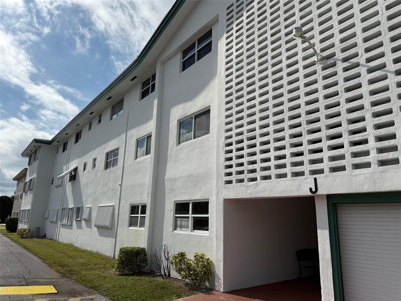 Details for 5300 Washington St  118, Hollywood, FL 33021