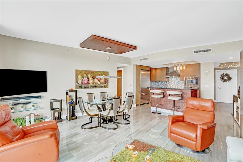 Image 17 of 44 For 1 Ocean Blvd  1512