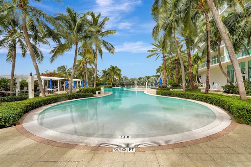 Image 33 of 44 For 1 Ocean Blvd  1512