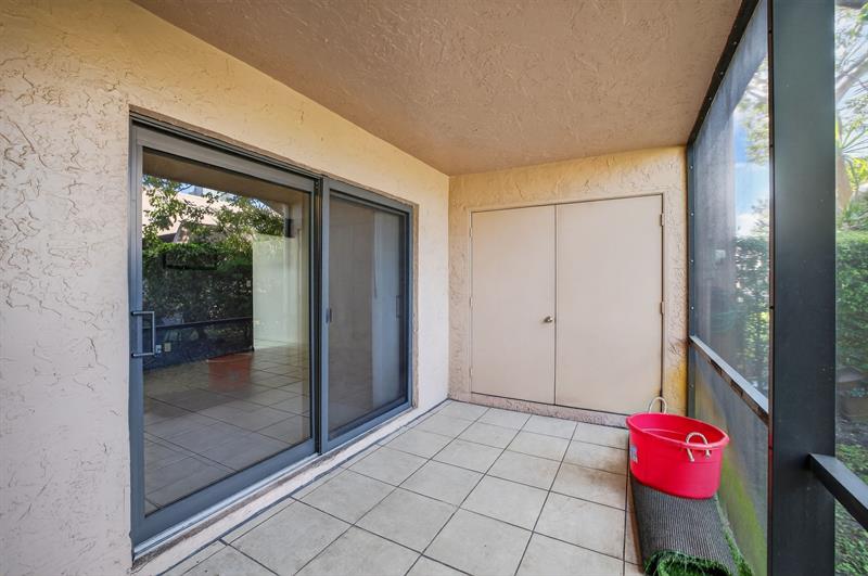 Image 41 of 60 For 16 Toledo Ct  3-38