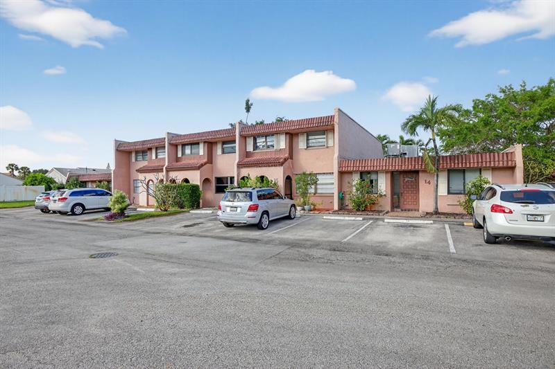 Image 47 of 60 For 16 Toledo Ct  3-38