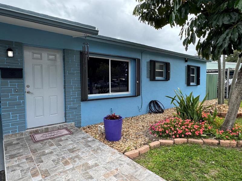 Image 44 of 45 For 6100 4th Ave