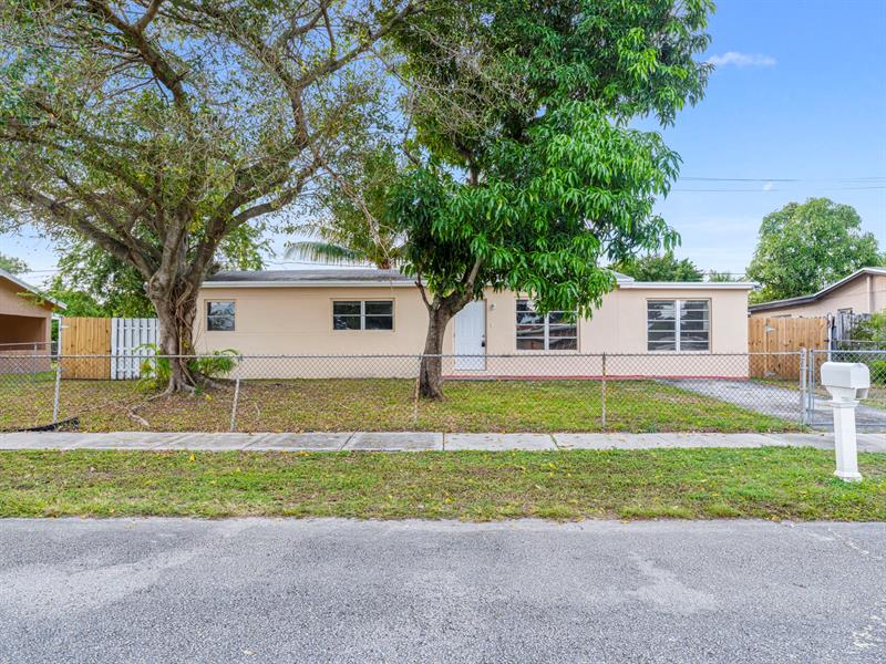 Image 25 of 31 For 21200 12th Ct